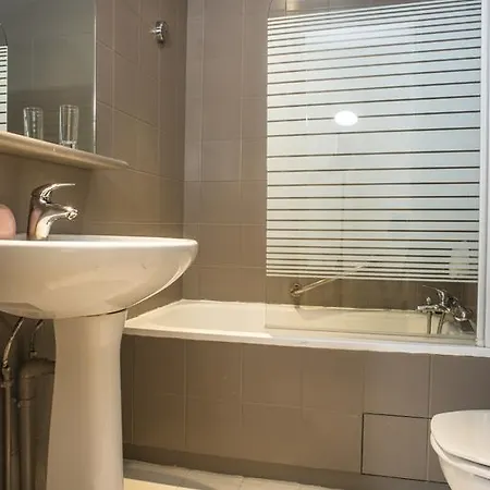 Royal Bastille 2* Parigi